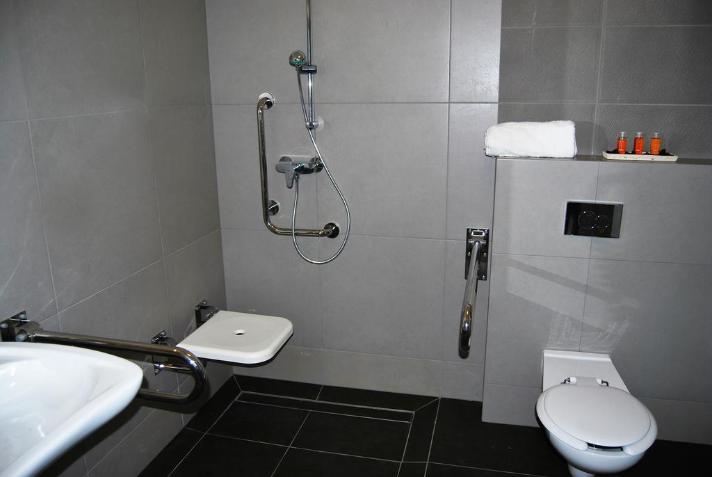 Oleśnica Dwor Spalice Spa Residence & Restaurant Lawendowa Restauracja חדר תמונה